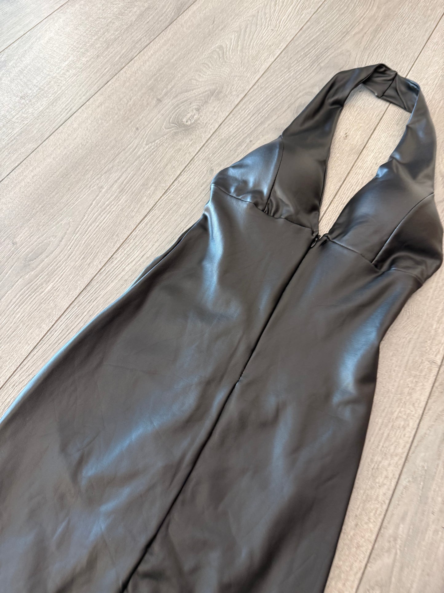 Vestito in pelle nero