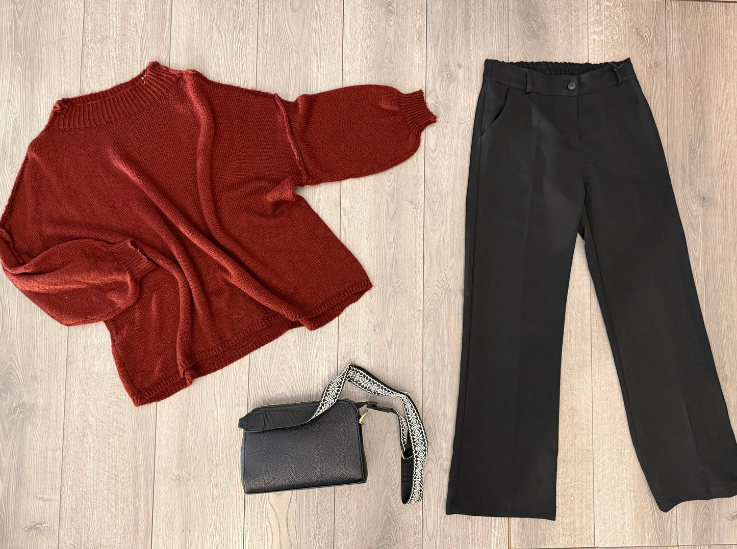 Pantalone palazzo stretto