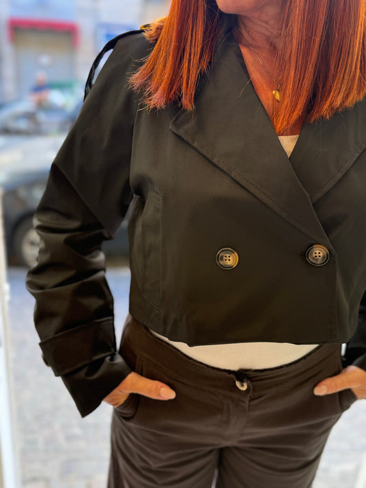 Trench corto nero