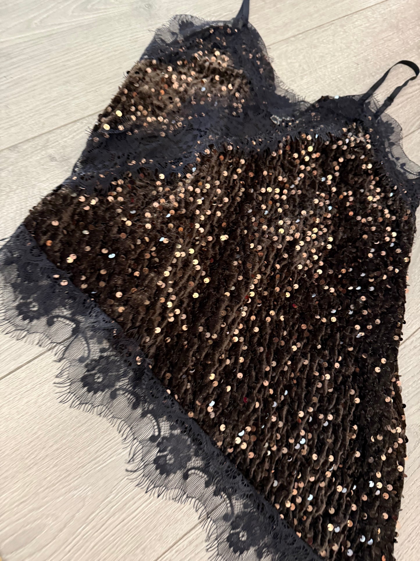 Top paillette